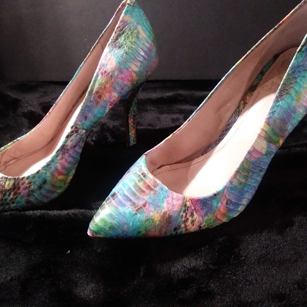 Vince Camuto Printed Heels - Size 9